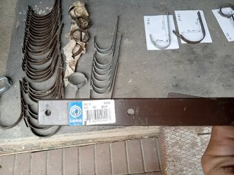 Žlabový Hák pozink - 4