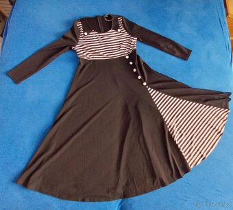 Dlouhé retro šaty s proužky, top stav - 4