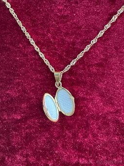 Zlatý řetízek s medailonkem 7,44g 585/1000 - 4