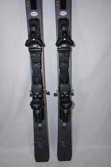 Carvingové lyže Atomic Redster Q7 23/24 - 4