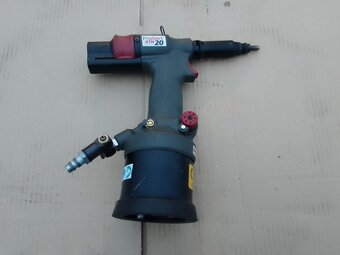 Pneumatické nýtovací kleště - 4