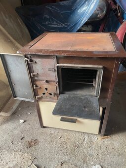 Kamna s plotýnkou a troubou - 4