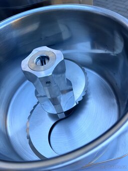 Kutr Maxima 6L a 9L - 4