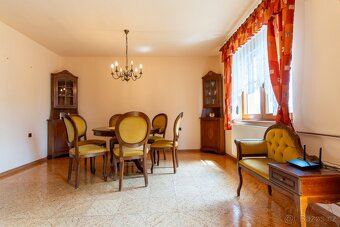 Prodej rodinného domu 290 m² - Komořany, okr. Vyškov - 4
