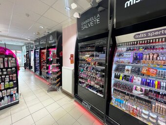 Prodáme obchodní prostory a sklady v centru Letohradu - 4