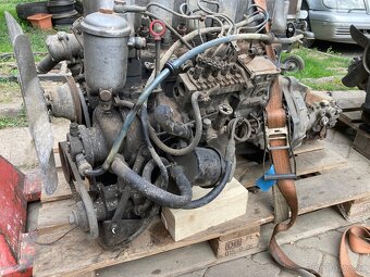 Mercedes 300D OM 617 2x motor. - 4
