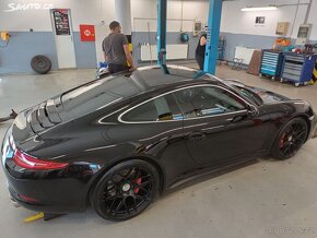 Porsche 911, Carrera 4S - 4