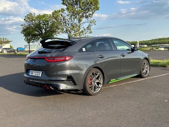 Kia Proceed GT 1.6T-gdi - 4