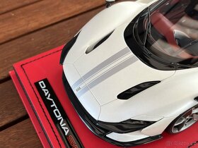 MR Collection - Ferrari Daytona SP3, 1:18 - 4