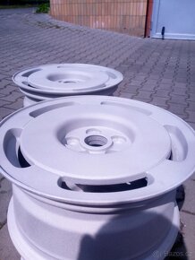 OPÍSKOVANÁ ALU kola Transporter T4 7x15 ET35 - 4