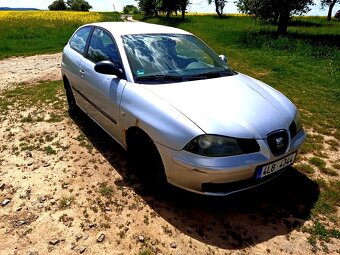 Seat Ibiza 1.2 HTP 47 kW rv 2002 - 4