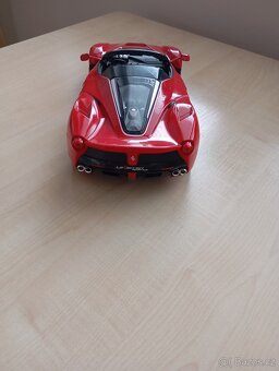 Ferrari na dálkové ovládání - 4