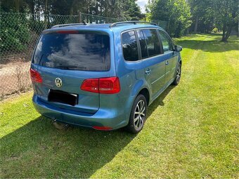 VW Touran 2.0 TDI -DSG - 4