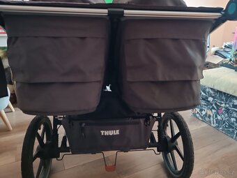 Sportovní kočárek Thule pro dvojčata - 4