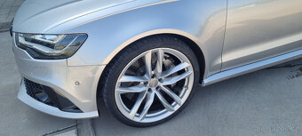 AUDI RS6 4,0i V8 BITURBO 560PS 4x4 - 4