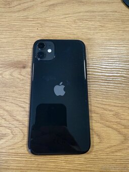 iPhone 11 64 GB Black - 4