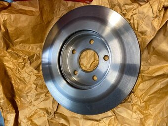 Kotouče na Volvo S40 - 4