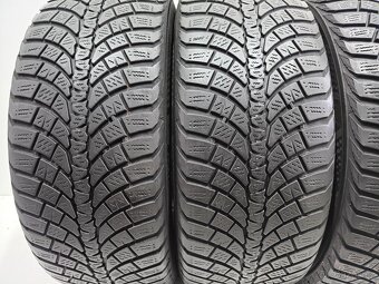 Zimní pneu 225/50/17 Kumho - 4