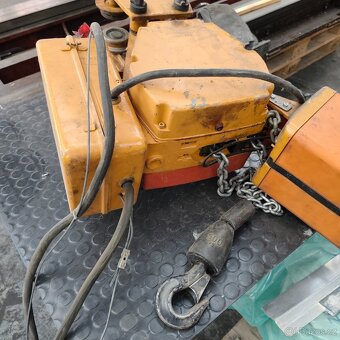 Elektrický řetězový kladkostroj BALKANCAR B053M - 500 kg - 4