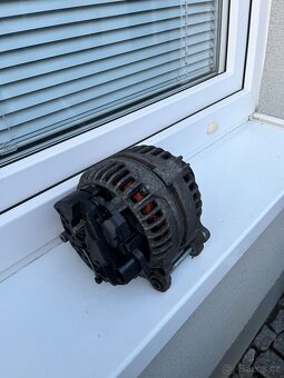 Prodám plně funkční alternátor na Volkswagen Passat b5+ - 4