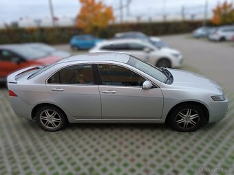 Honda Accord VII sedan (CL7) 2.0 VTEC - 4