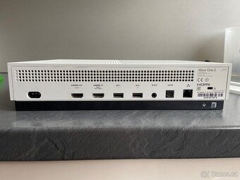 xbox one s + příslušenství - 4