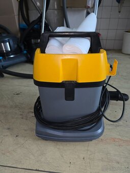 Vysavač na suché sání - 4