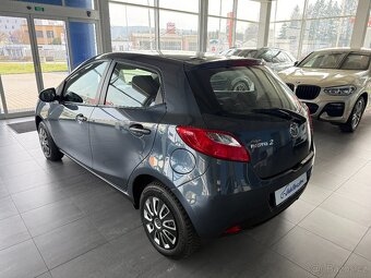 Mazda 2 1,4 55kW,SERVISKA - 4