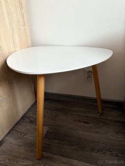 Konferenční stolek - 4