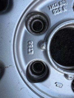 Originální VW alu kola R16 s pneu 205/55/16 Michelin - 4