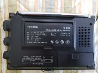 Tecsun PL 660 _rádio_světový přijímač - 4