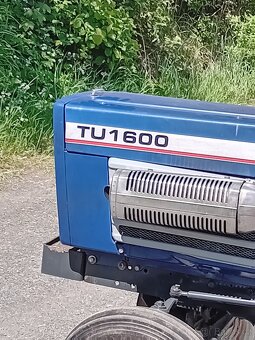 Traktor ISEKI - 4