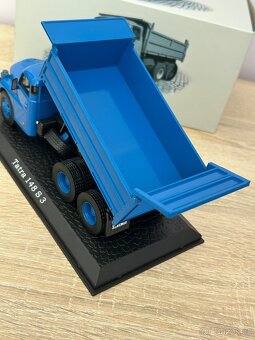 Tatra 148 1:43 Atlas - 4