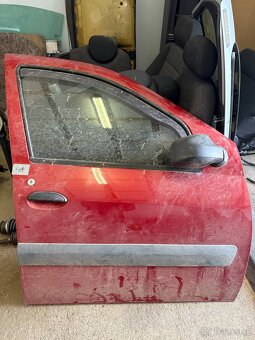 Dacia Sandero- 2010 pouze díly - 4
