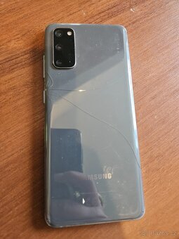 Samsung S 20 - 4
