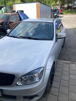 Mercedes Benz W204 220cdi - 4