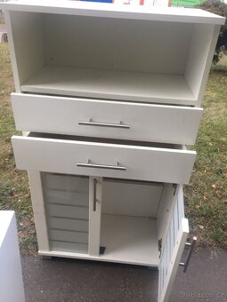 skrinka pod umyvadlo - 4