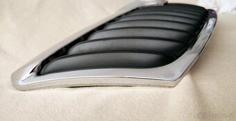 Maska / mřížka kapoty OCTAVIA 2 / II Facelift - 4