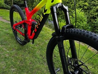 celoodpružený bicykel trek slash 9.8 XT - 4