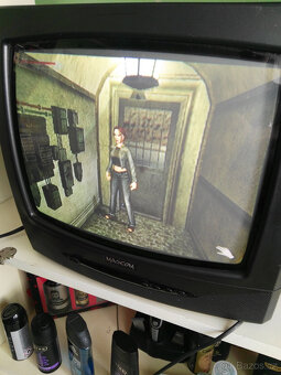 PlayStation 2 FAT + příslušenství + hra - 4