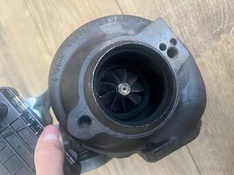 Turbodmychadlo BMW e61, 530d, 160 kW - 4