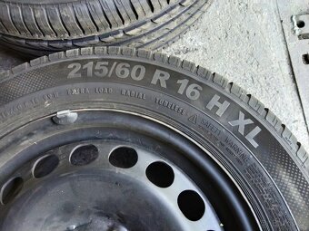 Škoda Yeti sada letních kol s disky 215/60r16 - 4