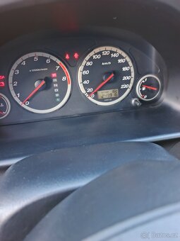 Honda CR-V 2.0 110kw 4x4 automat - 4
