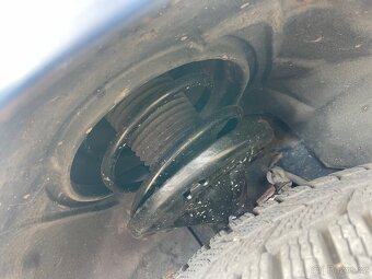 Ford Mondeo MK1, funkční klimatizace, Gumbalkan - 4