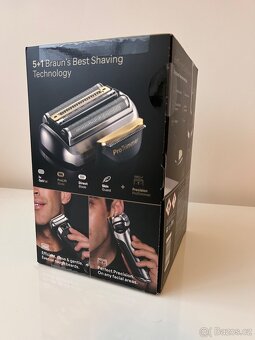 Moderní holící strojek Braun Series 9 Pro+ 9577cc Silver - 4