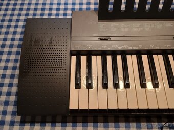 Klávesy Yamaha PSR 100 - 4