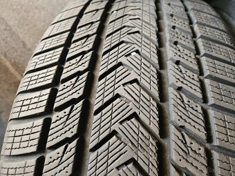 285/45R20 112V XL Pro Winter GRIPMAX - 4