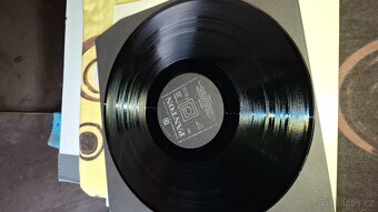 Stromboli-Shutdown LP (1989) - 4