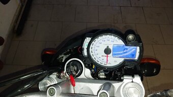 Yamaha Fazer 600 - 4