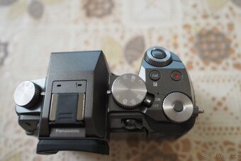 Panasonic Lumix DMC-G7 - 4